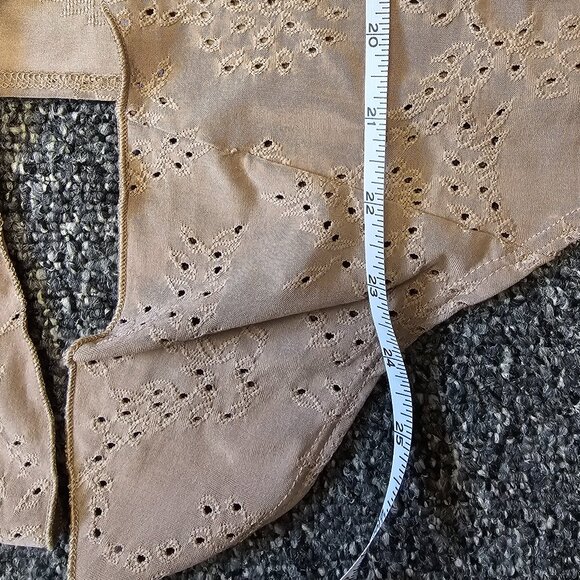 BUNDLE OF 2- Short Sleeve Tees- Sz Large - Picture 8 of 10